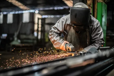 Metall- und Zaunbau Häusler GmbH, Schlosser