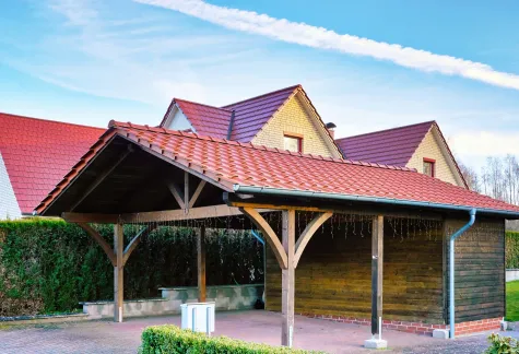 Garten- und Landschaftsbau (Jonathan Linke), Terrassenüberdachung Holz, Carport Holz