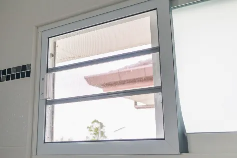 Bernd Reißner, Reißner Fenster, Fliegengitter