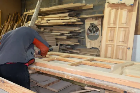 Michael Maier, Tür oder Fenster reparieren