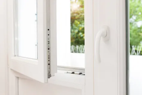FAVORIT-Fenster GmbH, Kunststofffenster